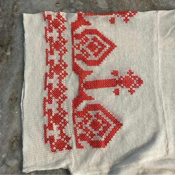 CENTRAL PARK WEST Linen Blend Cross Stitch Top Large - Picture 4 of 9